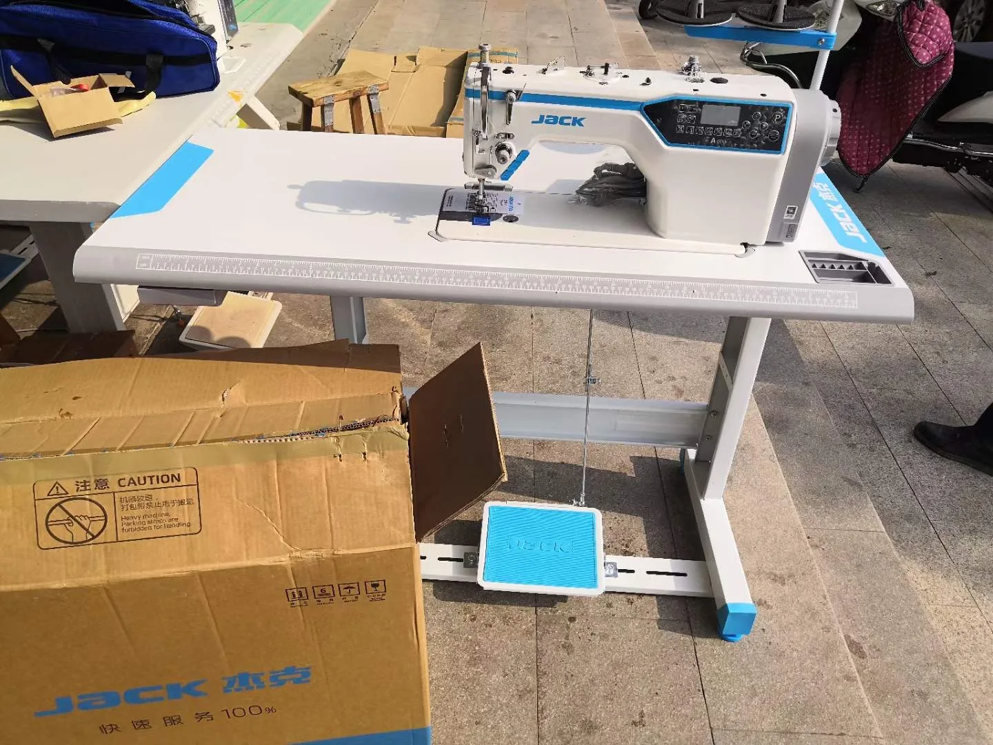 Jack A4B Single Needle Direct Drive Automatic Industrial Lockstitch Sewing Machines Computerized