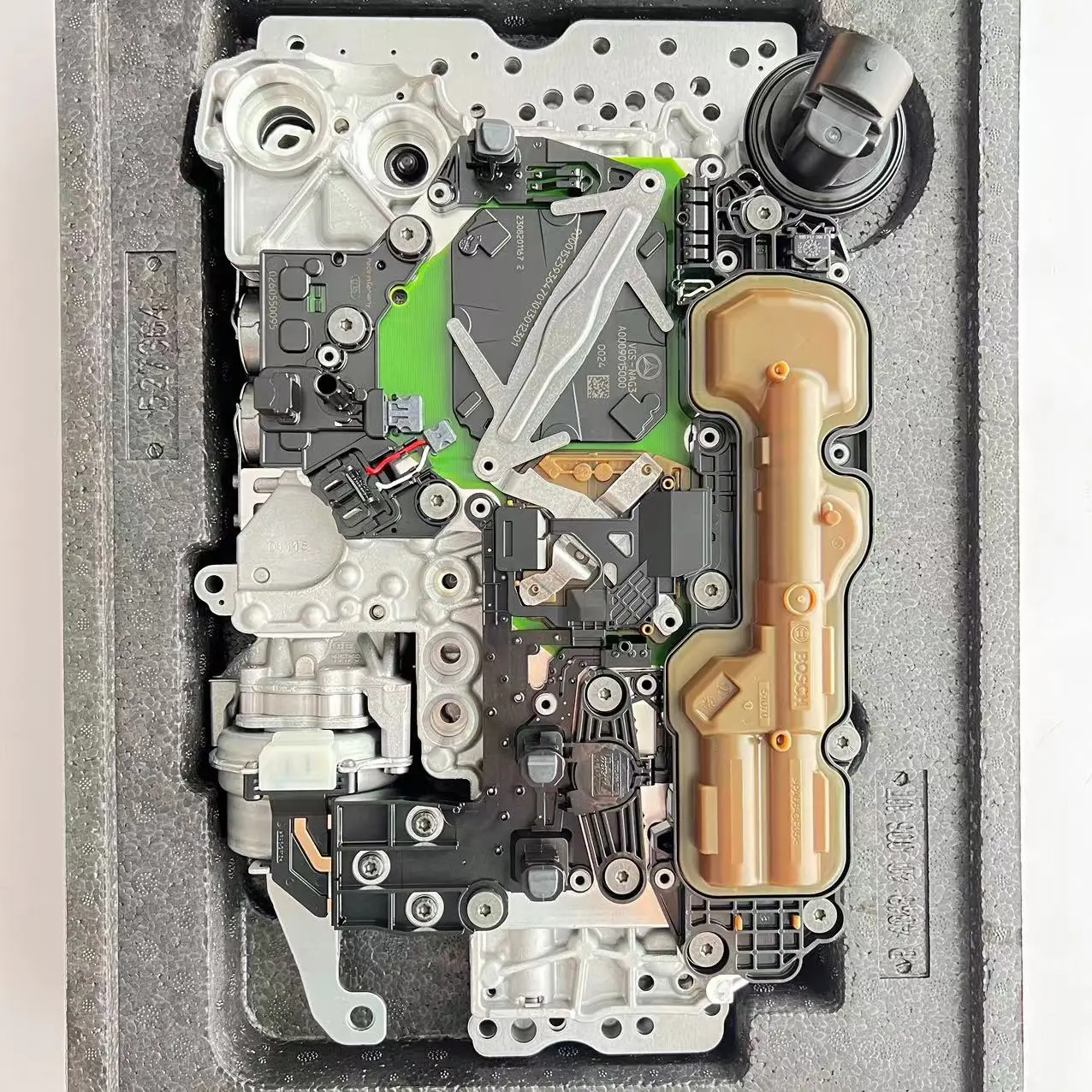 New Original Mercedes-Benz A7252701905 9-Speed Gearbox Valve Body