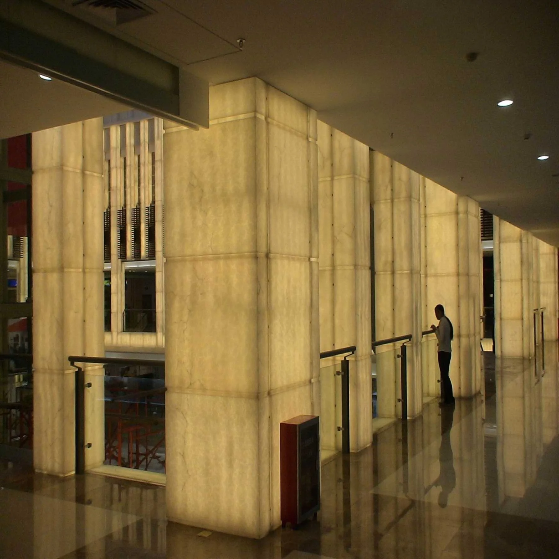 Translucent Stone White Marble Faux Alabaster Big Slab Sheets Modern Design Eco-Friendly Waterproof for Hotel Countertops Walls