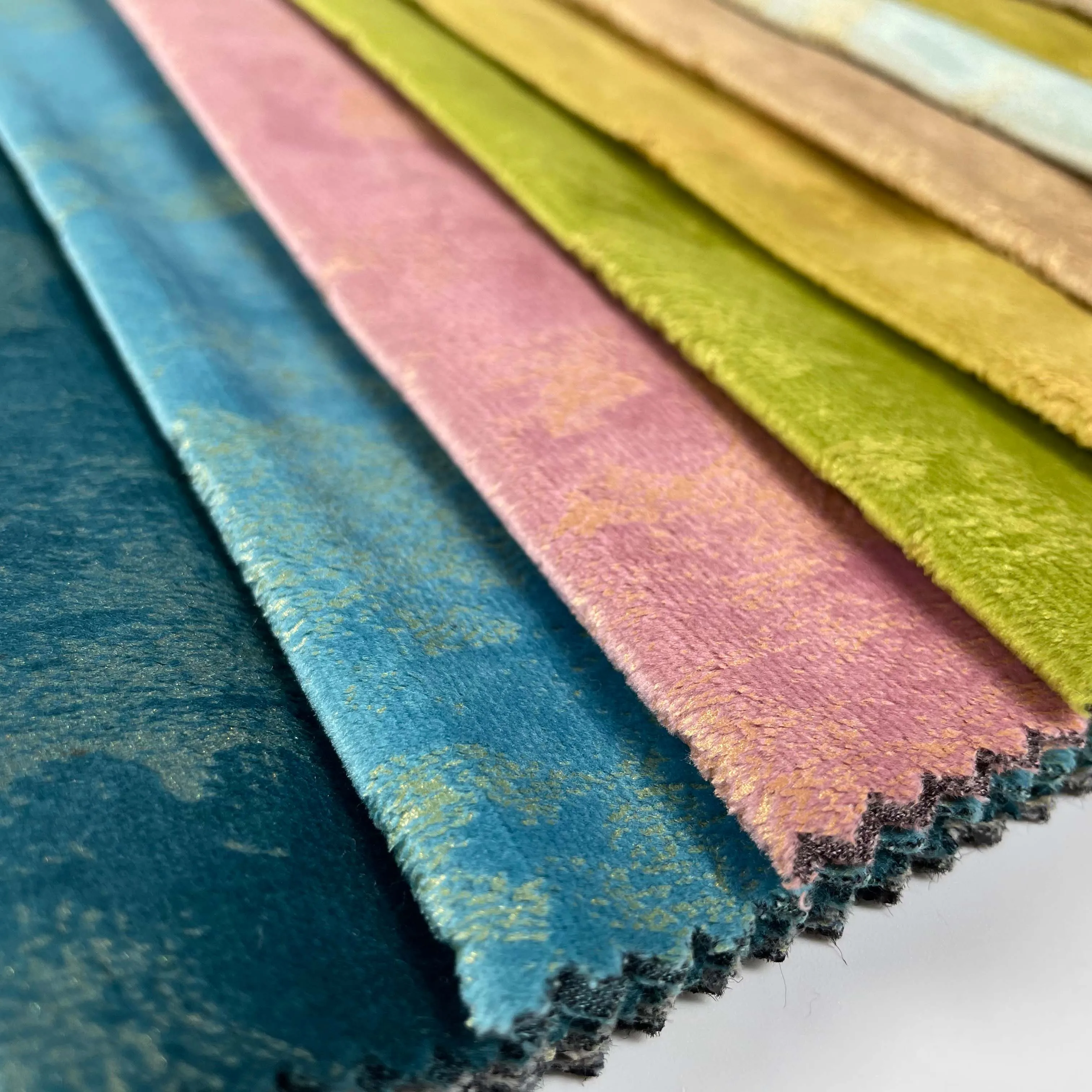 Free Sample Velvet Print Fabric Sofa Fabric Embossing 280cm Width