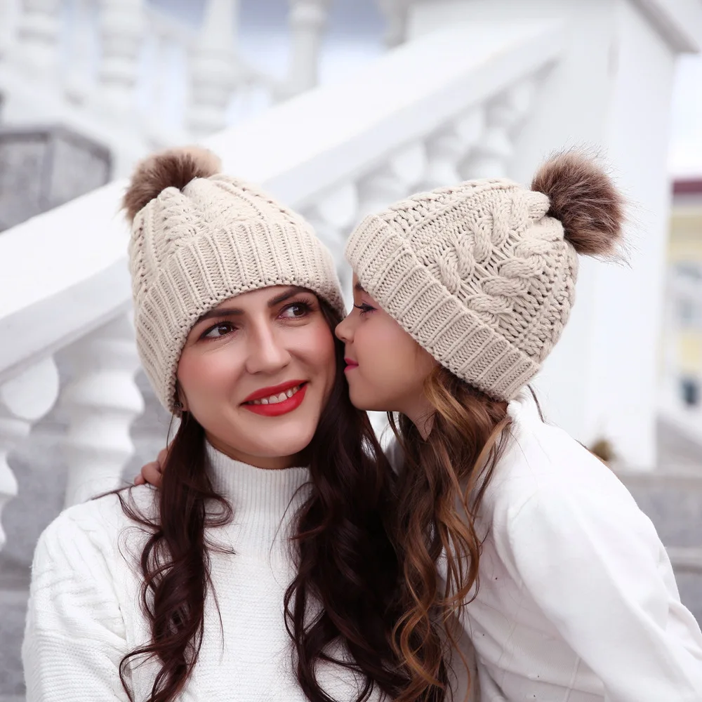 Mother Baby Beanie Set Matching Mother & Baby 2-Piece Winter  display picture 3
