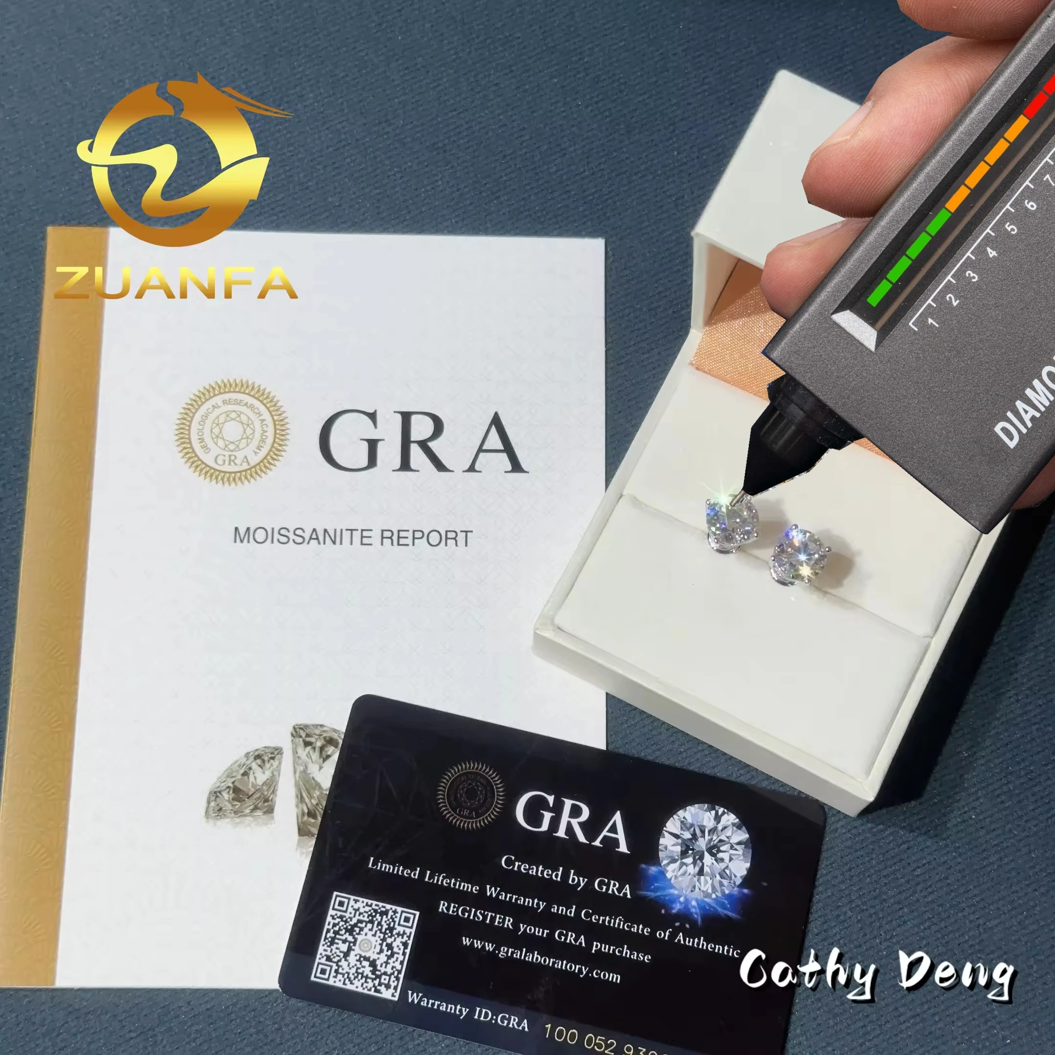 Orecchini A Vite In Argento 935 Con Moissanite Tonda 6 Mm - Meera Jewels, Bianco Sporco