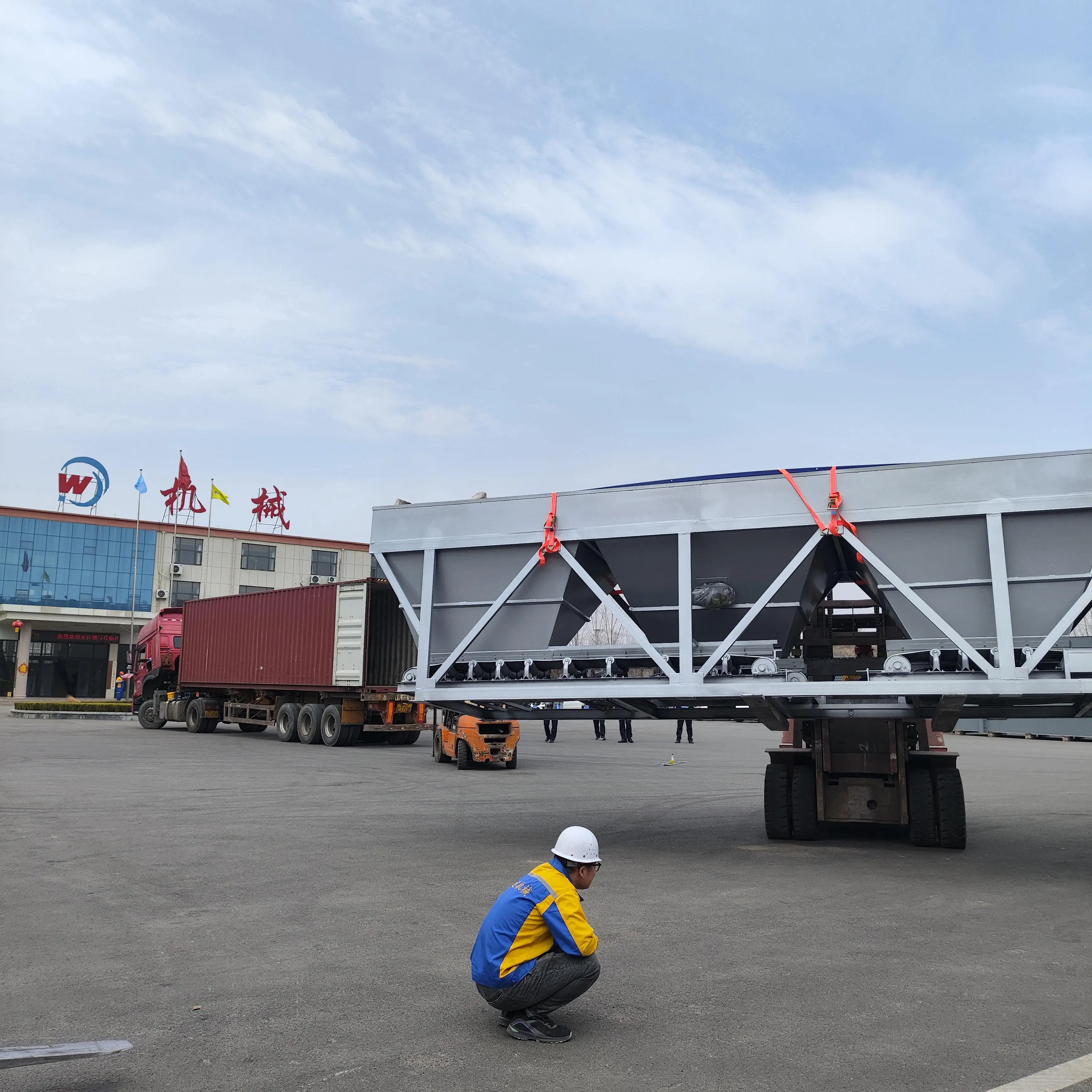 Fully Automatic QT1-15 Concrete Fly Ash Cinder Ciment Hollow Solid Block Making Machinery Brick Laying Press Machine Factory