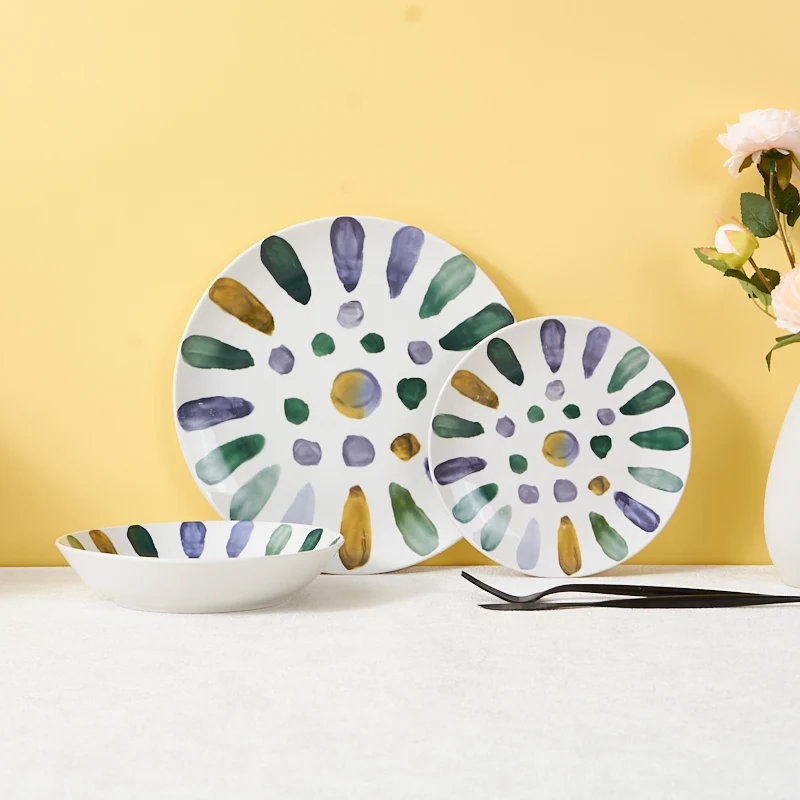 Luxury White Ceramic Dinner Set Durable Bowls and Cute Making Machine Customizable in Bulk for Restaurants