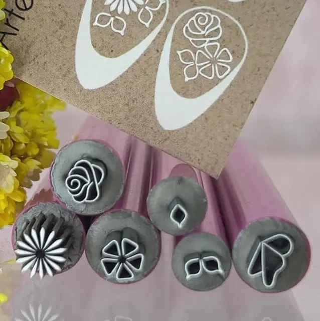 Precision Nail Art Stamp Pen Set Nails with Quick Drying Formula Floral Geometric Designs PortableEasy to Use for Salon Results