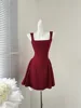 Wine red short