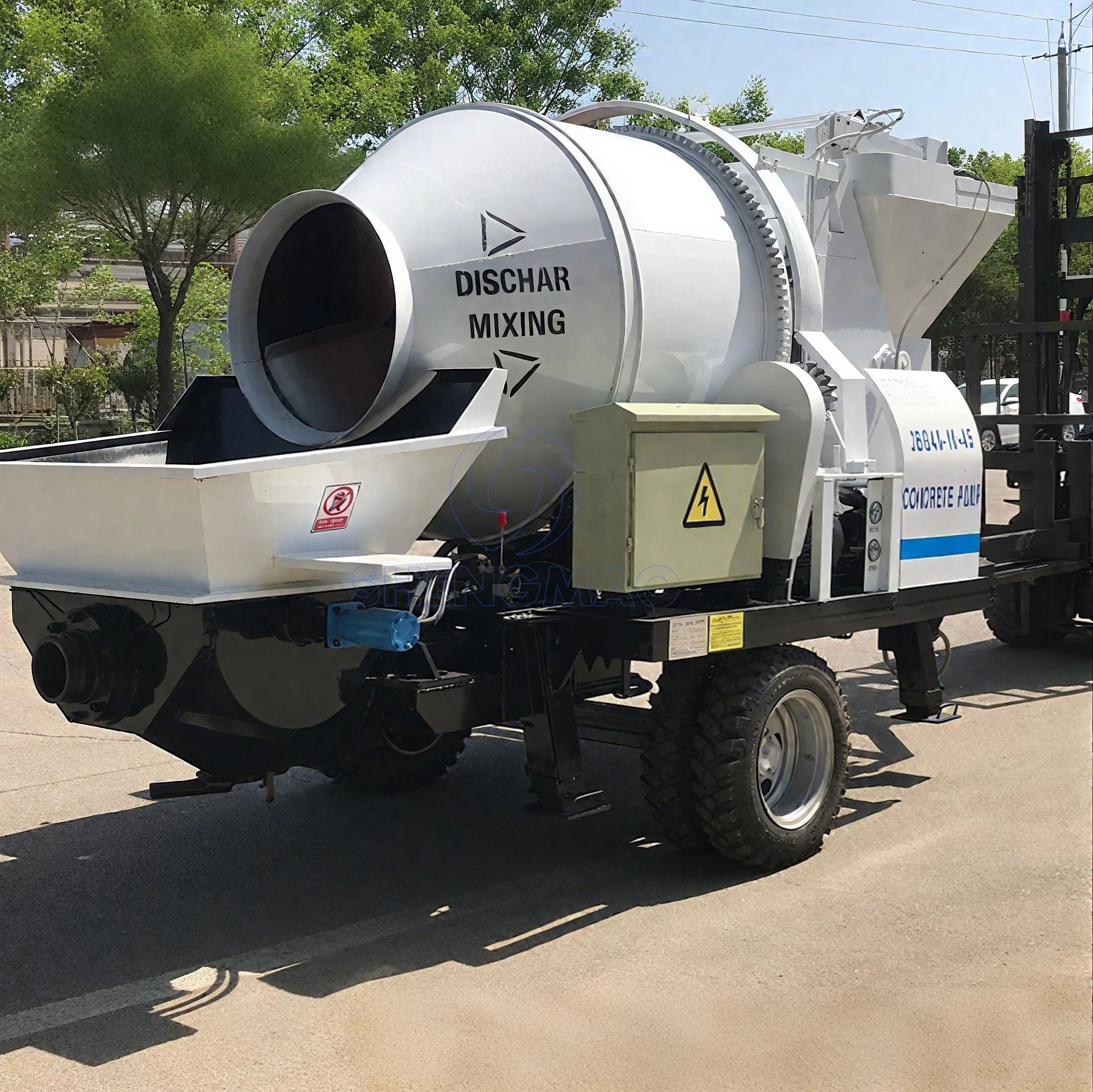 Hydraulic S Valve Concrete Pump with Mixer Drum in Construction Site