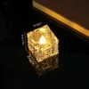 Petit cube de cristal - Lumière chaude
