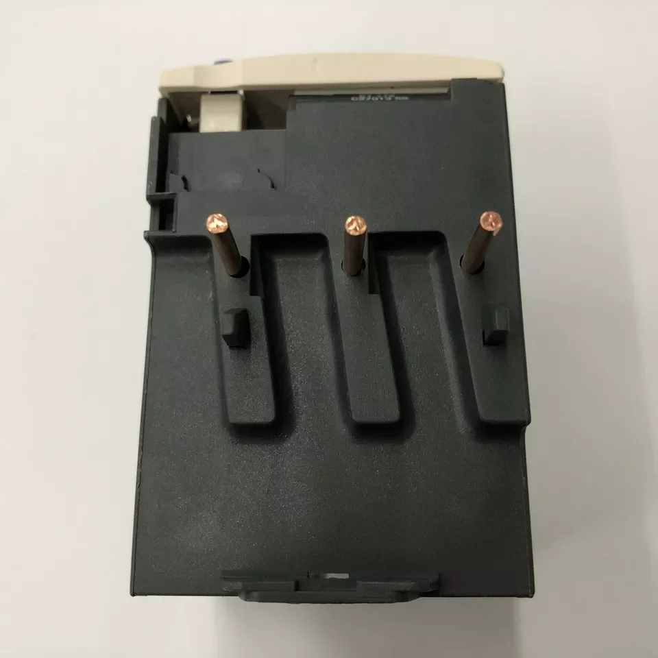 Thermal Overload Relay | LRD10C | 4 to 6 A | 100 PCS MOQ | OEM | Ce Certified | One Year Warranty |