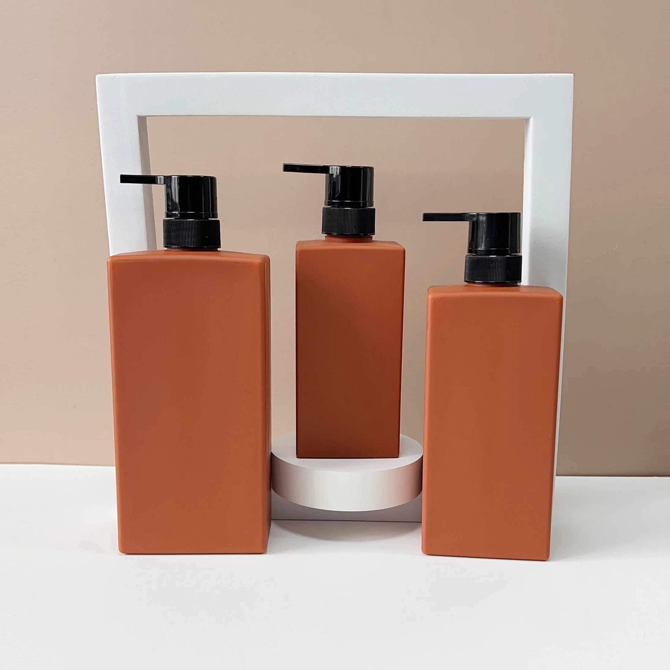 Factory Direct Sales Large Capacity 500ml 750ml 1000ml Hdpe Shampoo Lotion Bottle Square Conditioner