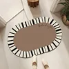 Ovale rayé marron lait