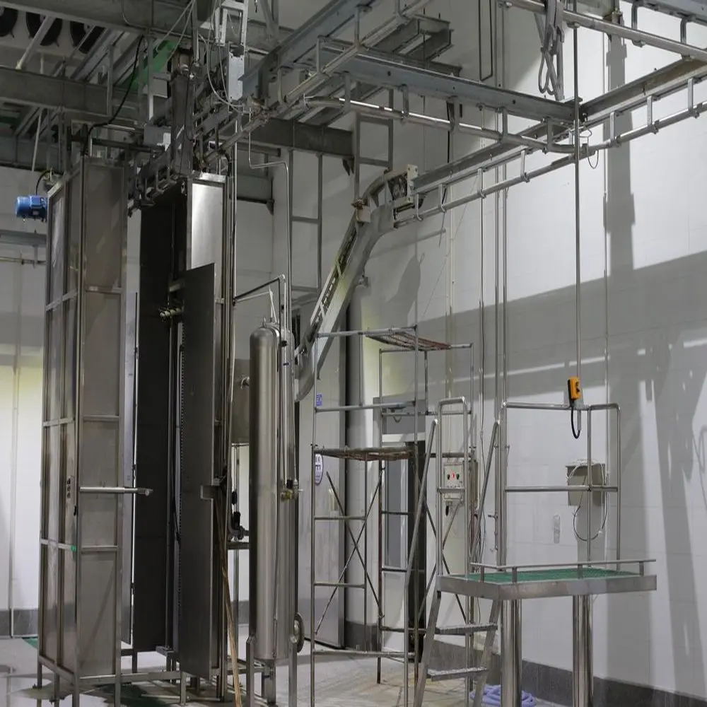 Beef processing equipment (with slaughtering machine) for cattle slaughterhouses