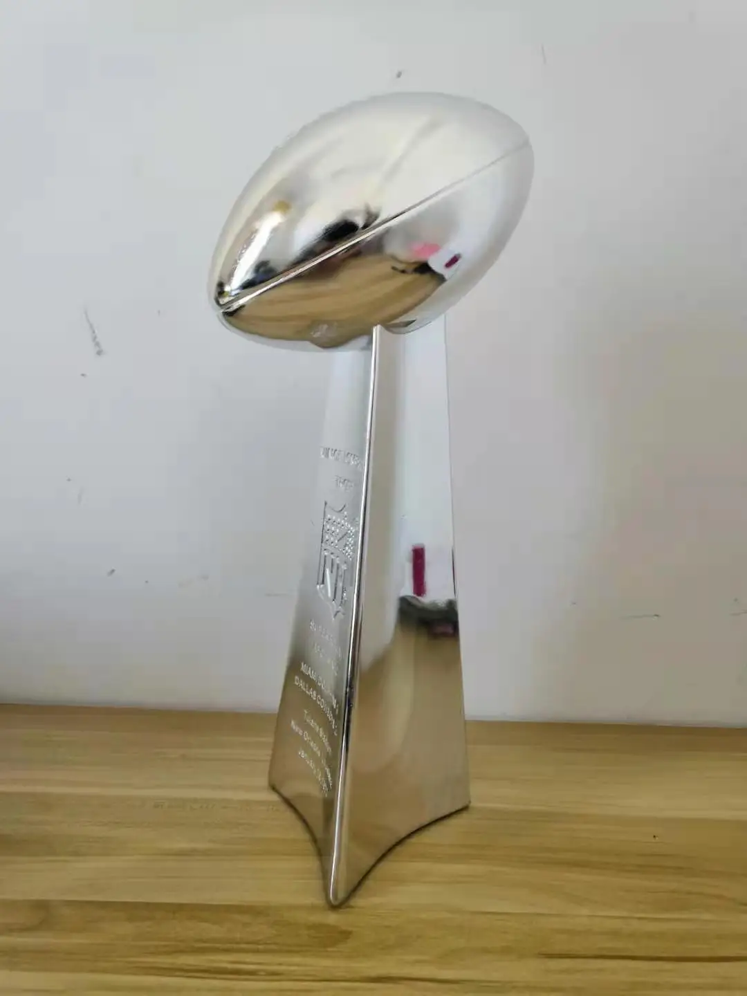 33CM Vince Lombardi Trophy Super Bowl Trophy Rugby Trophy