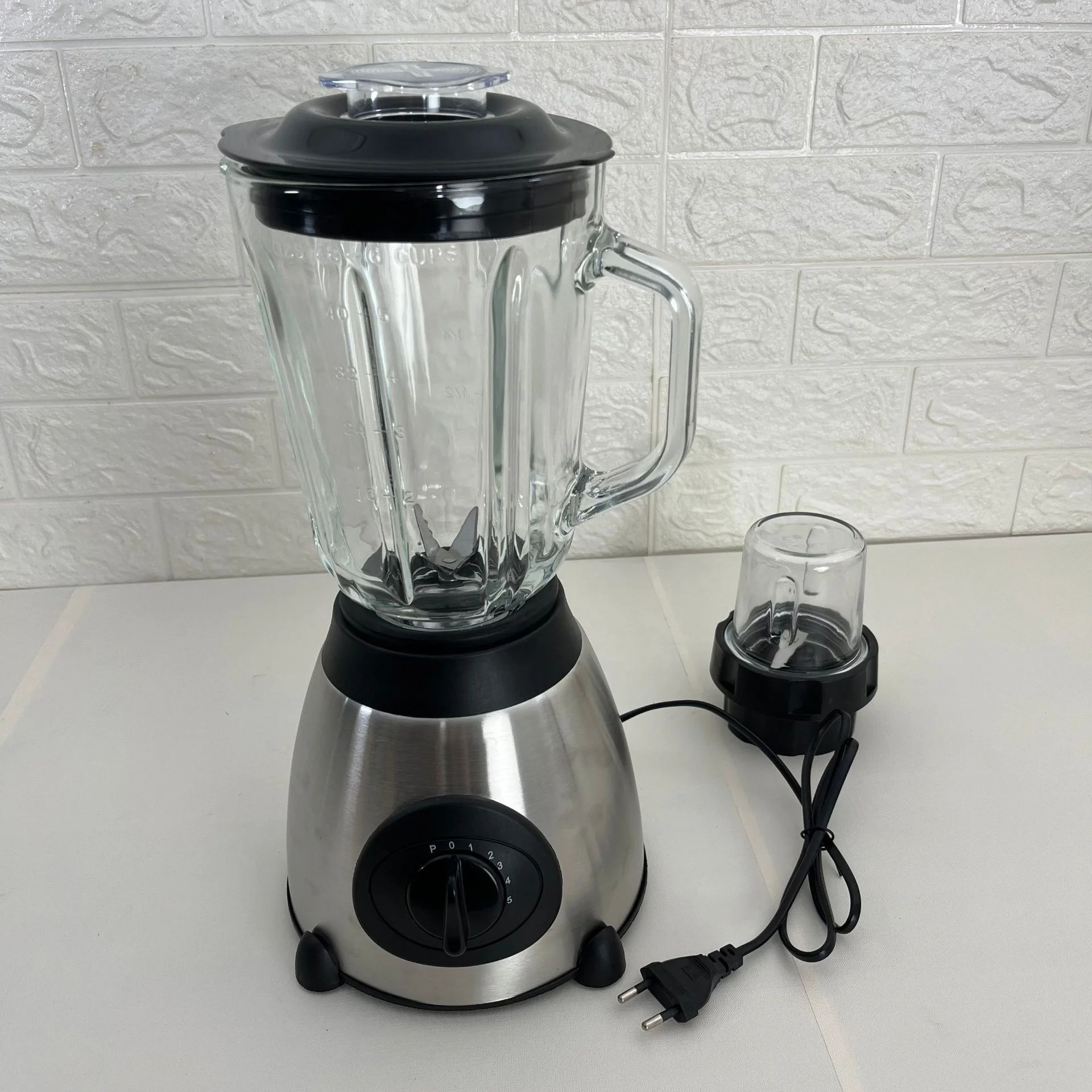 Haeger LQ600005A 1.5 L Glass Blender Silver