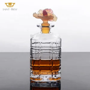 SAINT-VIEW New 700ml Drinking Liquor Wine Cap Empty Liquor Bottles High Quality Whisky Supplier for Sale