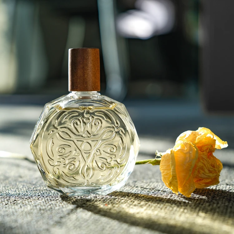 New Design Elegant Unique Glass Bottle Custom Logo Cosmetic - Main Image