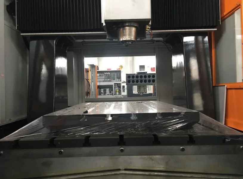 Maxtors 3 оси высокая скорость, высокая точность YMC-1210 вертикальный токарный станок с ЧПУ лазерной гравировки и фрезерный станок с ЧПУ 4 оси или 5 оси дополнительно