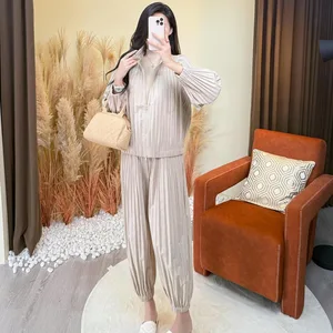 Factory Wholesale 2025 Women's Cotton Set Design Zipper Jacket Top and Cotton Pants Two-piece Miyake Pleated Suit