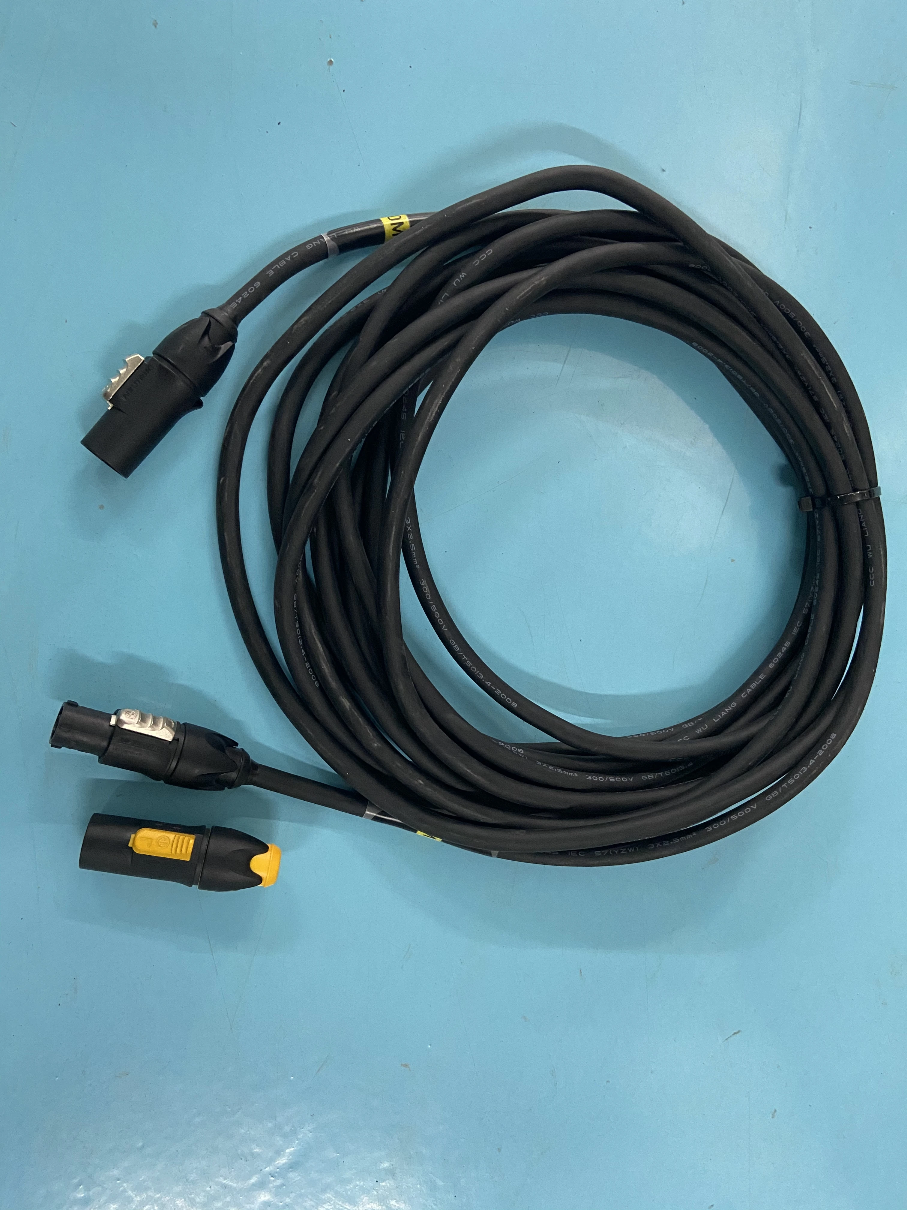 XMSJSIY PowerCon Connecteur Adaptateur 3 Broches 20 A 250 V Mâle Femelle Montage Sur Panneau Connecteur D'alimentation étanche Pour éclairage De Scène, équipement Audio Vidéo Et Plus Encore (entrée