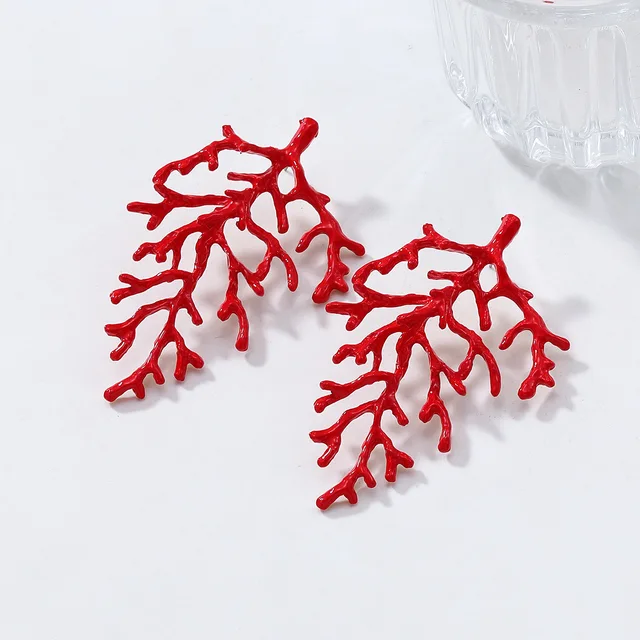 Alloy European American Retro Women's Fashion Red Leaf with Simple Patterns Cross-Border Source Goods Wholesale Stud Earrings