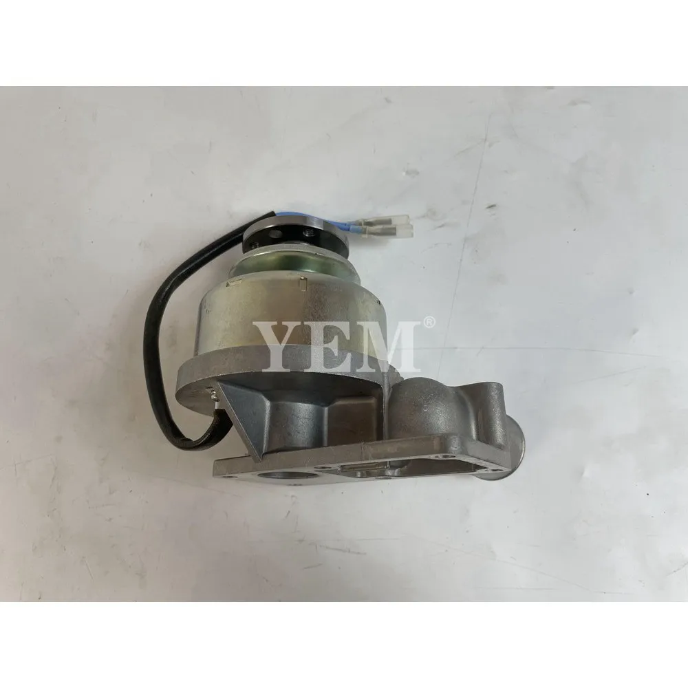 D650 WATER PUMP 15372-64010 FIT for KUBOTA ENGINE PARTS 5