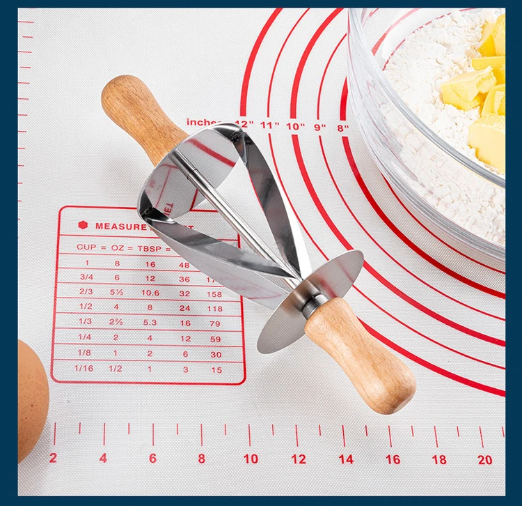 High Quality Making Croissant Bread Wheel Dough Pastry Cutting Knife