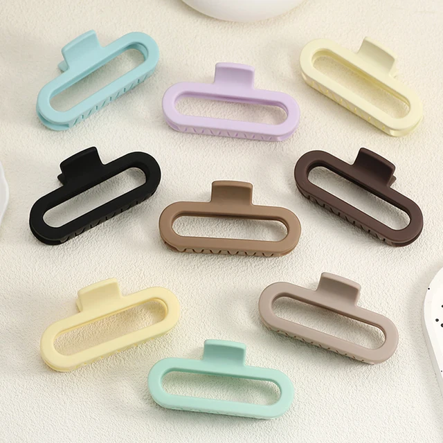 Korean Large Matte Oval Elegant Hair Clip Women's High-end Solid Color Hair Claws New Plastic Hollow Fashion Hair Clip Custom