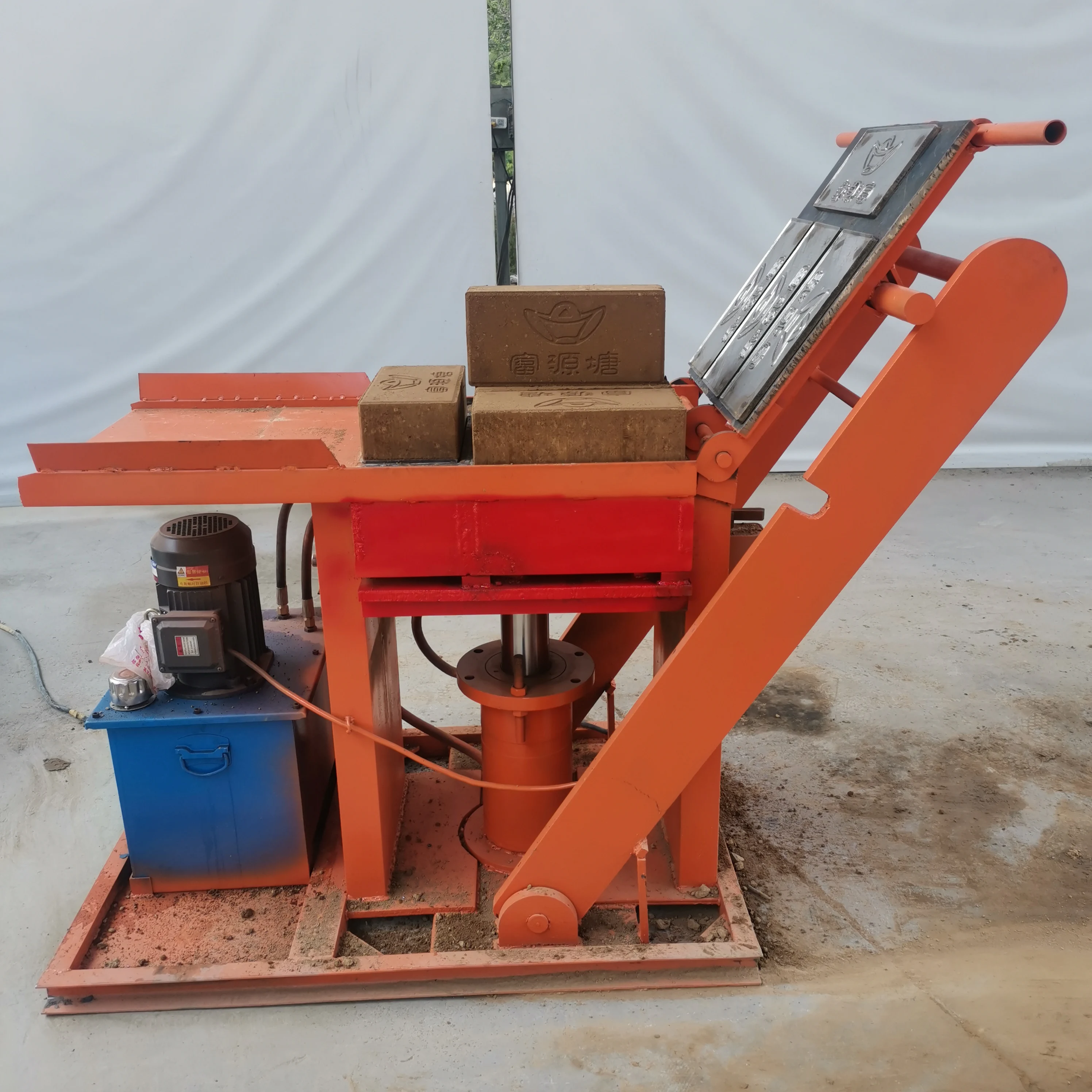 Manual Clay Block Machine Eco Interlocking Blocks Machine Clay Bricks ...