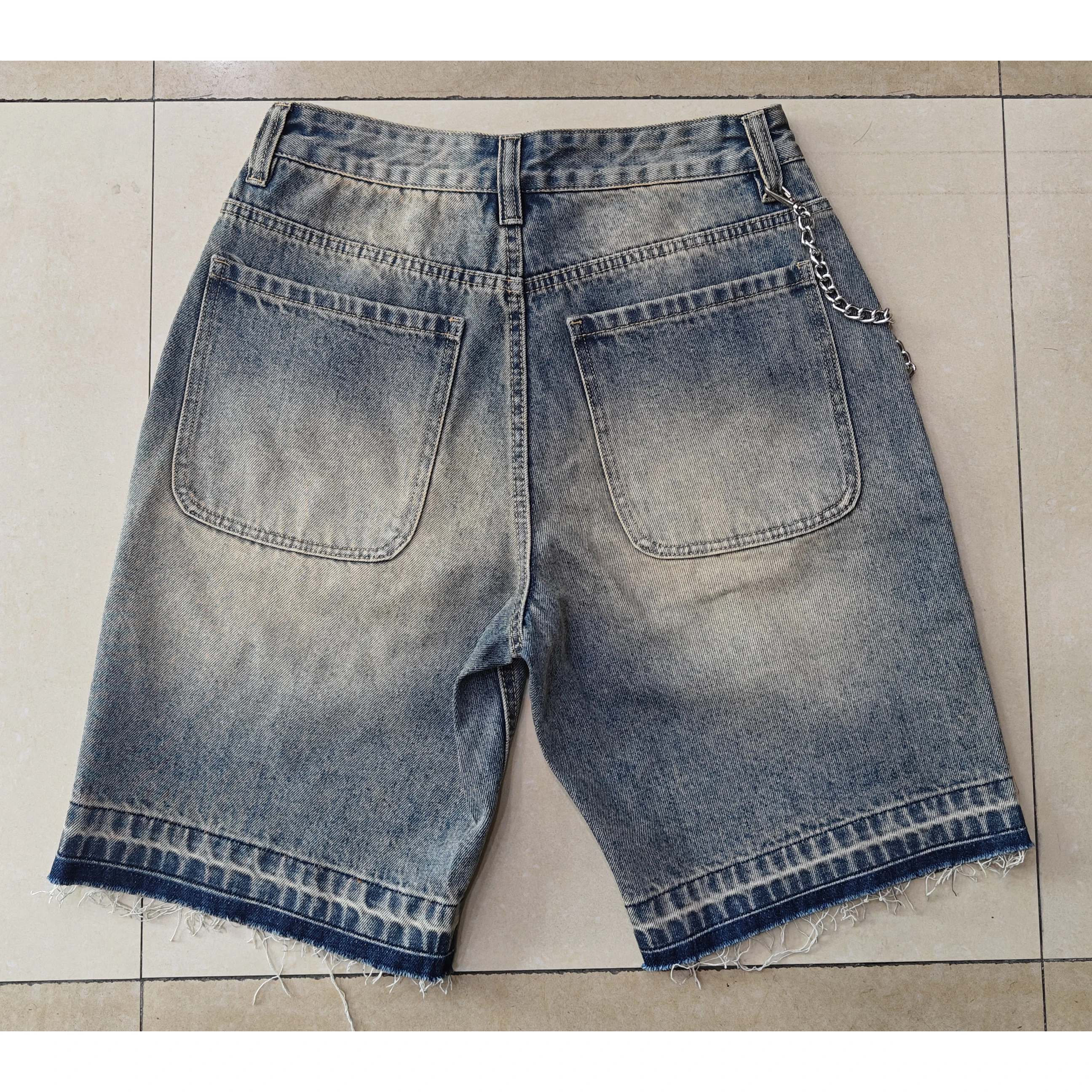 100% Cotton Custom Jeans Manufacturers Men's Crystal-embellished Denim  Shorts Light Blue Denim Raw Edge Hem Trendy Fashion