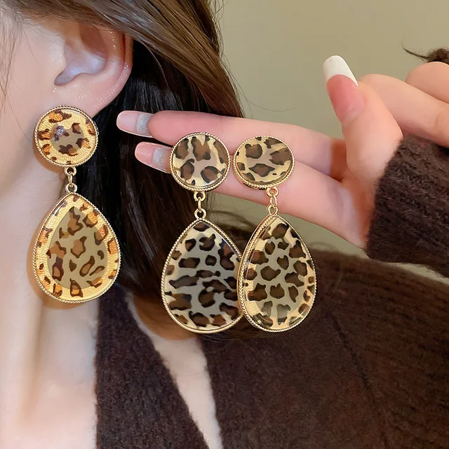 New Leopard Pattern Water Drop Pendant Commuting Retro High End Light Luxury High End Autumn wholesale Stud Earrings for Women