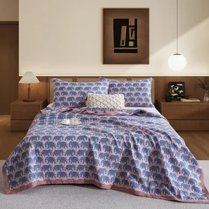Wholesale Cotton Muslin Blanket Jacquard Endless Floral Quilt Soft Bed Cover 3-Layer Gauzy Reversible Bed Blanket