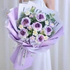 Fiore in filato soffice a 6 rose, viola sfumato.
