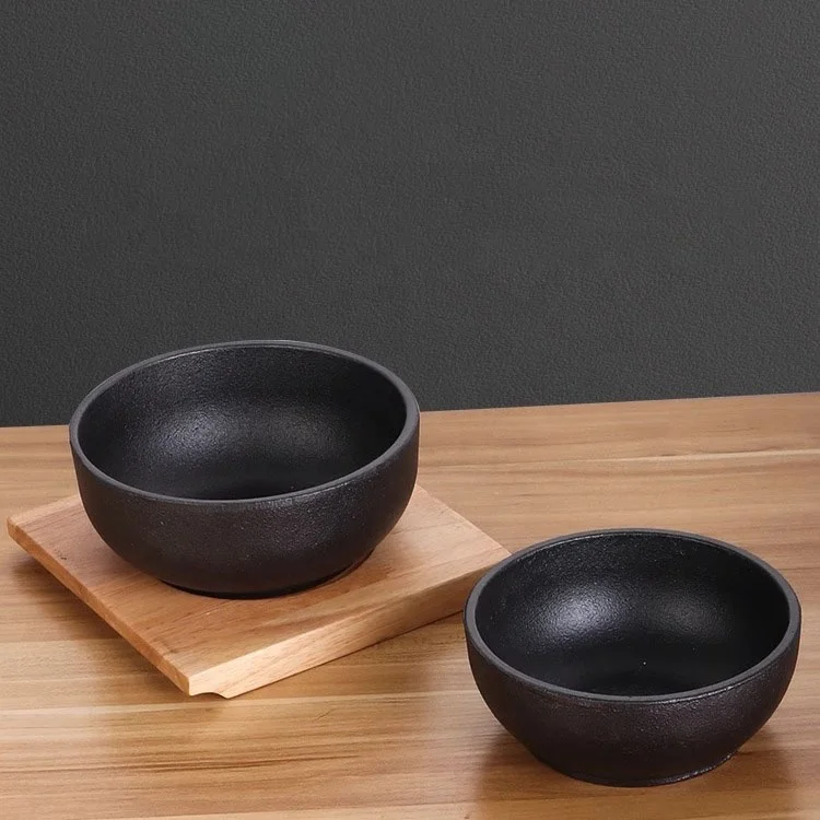 Professional Eco-Friendly Large Thick Cast Iron Korean Rice Bowls for Party Use Round Stone Bibimbap Restaurant Serving Bowls