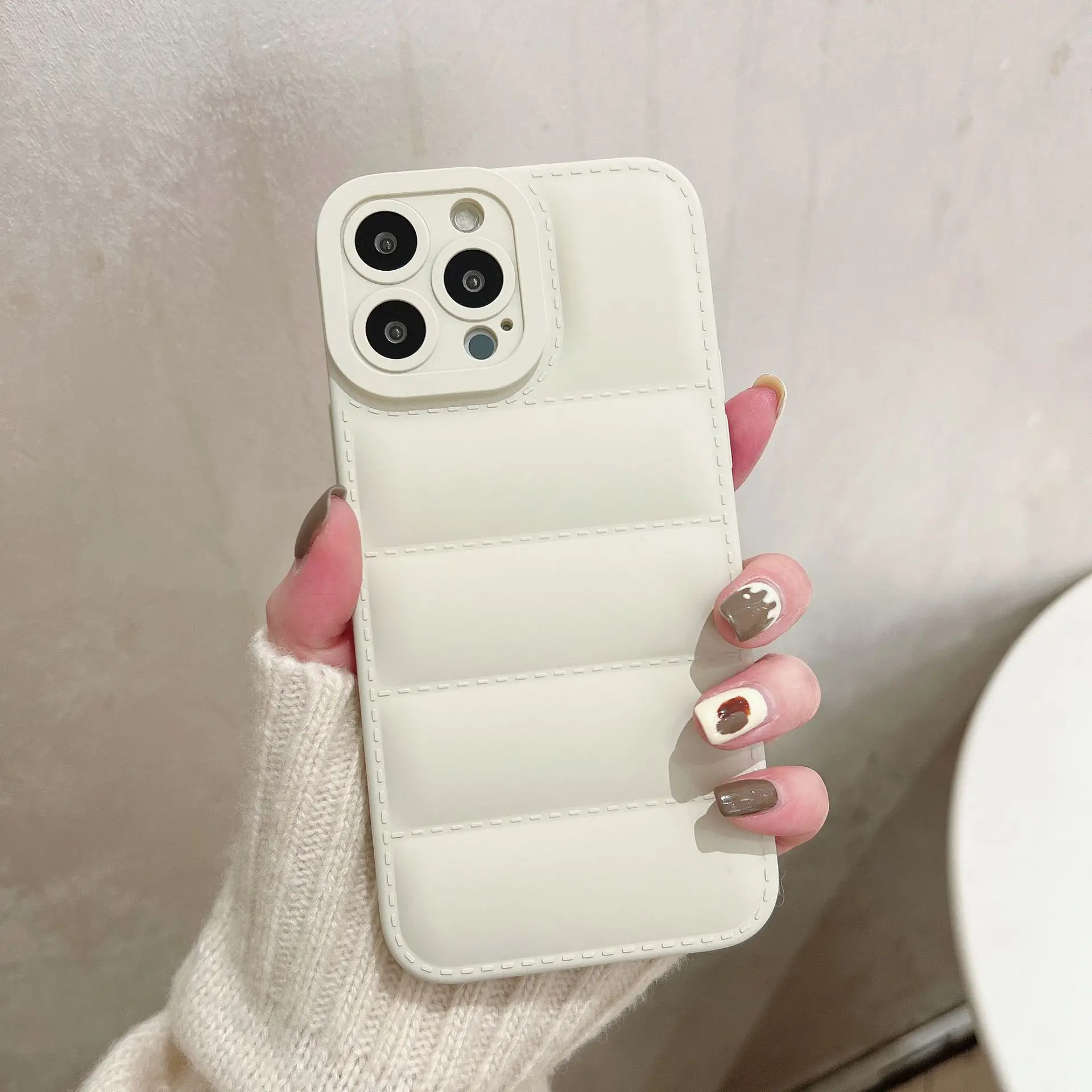 Hot kin-friendly fabrics Down Jacket AIR Sneakers phone case for iphone 11  12 13 15 14 Pro Max fashion Winter Fashion coat cover