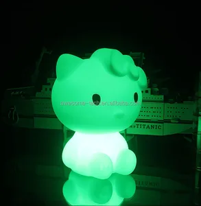 Modern Style Color Changing 16 Colors Hello Kitty Table Lamp Commercial Decorative Lamp
