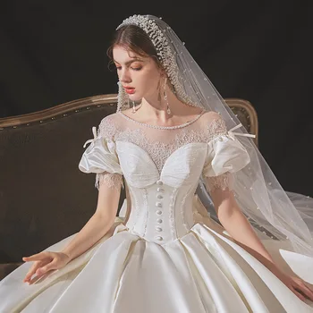 Satin Wedding Dress 2022 New Vintage Trailing Temperament Bridal Dress French Retro Ball Gown