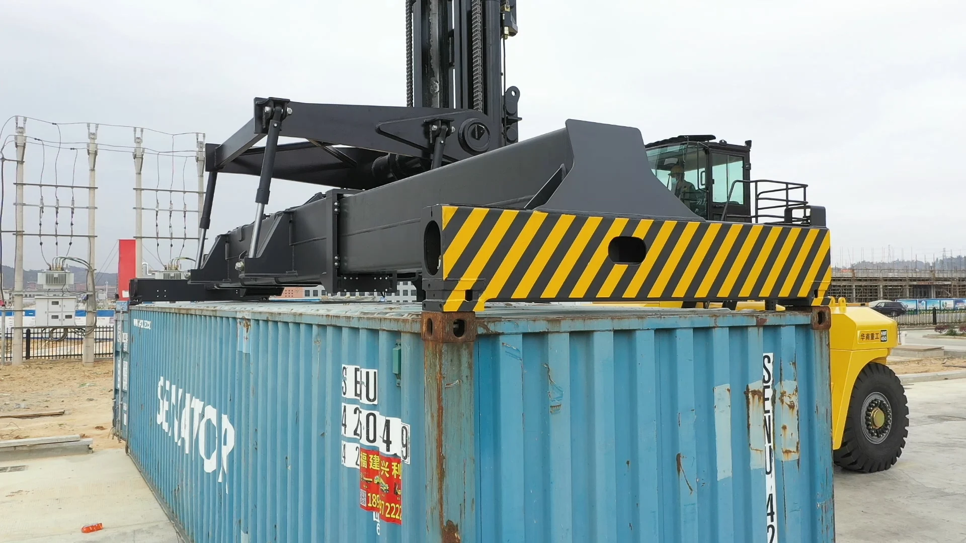 50T フォークリフト 45トン コンテナスプレッダー 20フィート・40