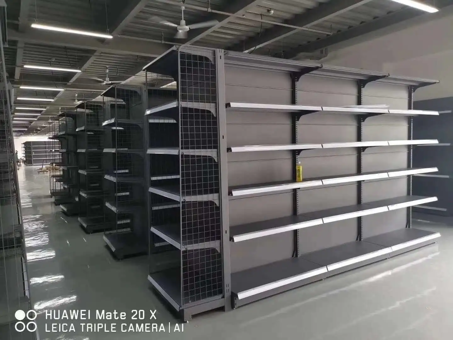 Runda 20 Customized Metal Display Racks Grocery Shelving Supermarket Display Rack Stock Market Hardware Store