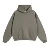 เสื้อสีเขียวปาล์ม