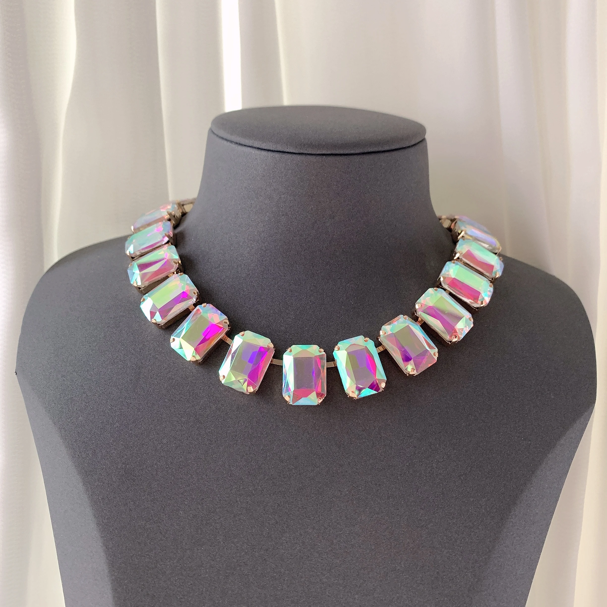JEWEL Ordered 4/4* Paparazzi ♥ Winged Wonder - Gold ♥ Necklace
