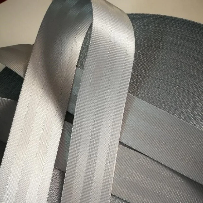 Серебряный автомобильный ремень безопасности национальный стандарт автомобильного ремня лямки.