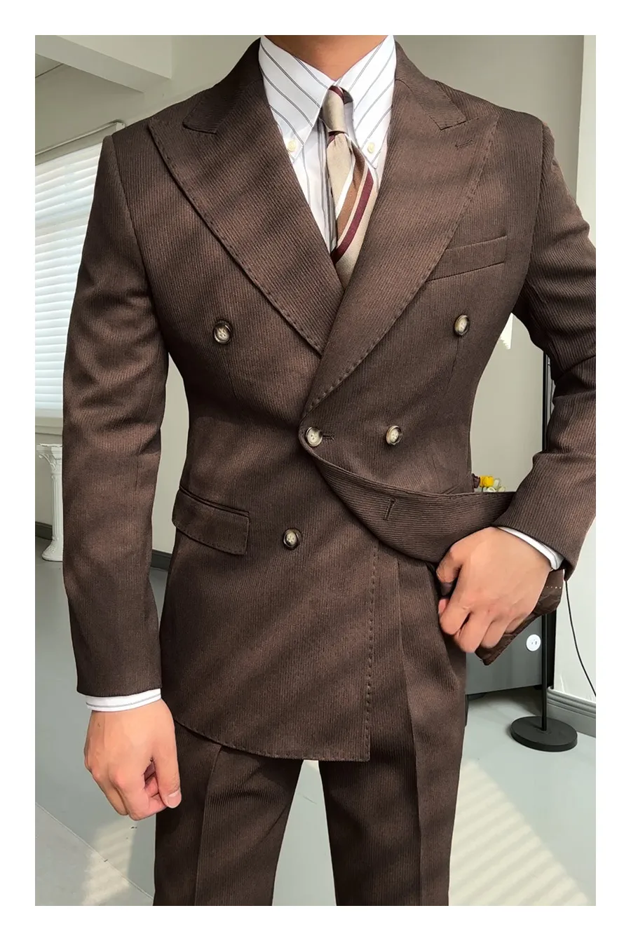 High-End Men's Black Double-Breasted Suit Lapel Collar Worsted Button Fly Button Zipper Pure Color for Business Wedding Banquet
