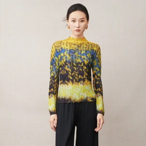 Wholesale Clothing Miyak Pleated Tops Stretchy Printed Casual T-shirts Polyester Fabric Women's Fashion Shirts