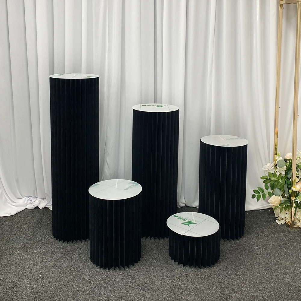 Socle Cylindrique En Marbre Noir - Centre Pompidou