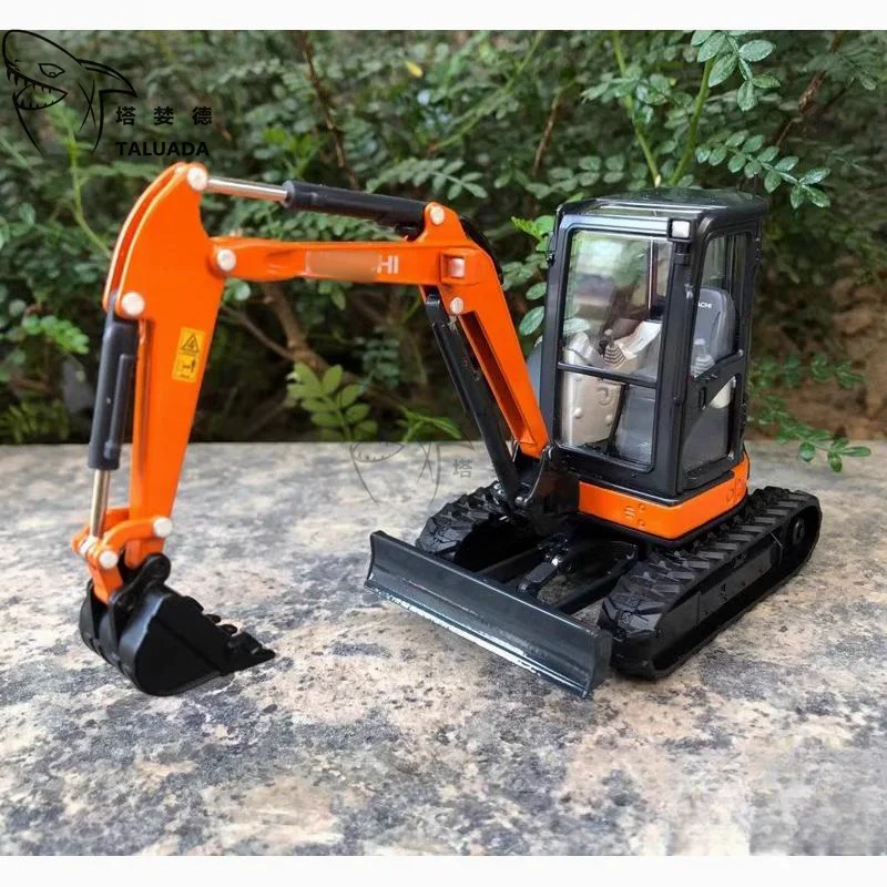 H1b565cb71e184233a25d0db074264