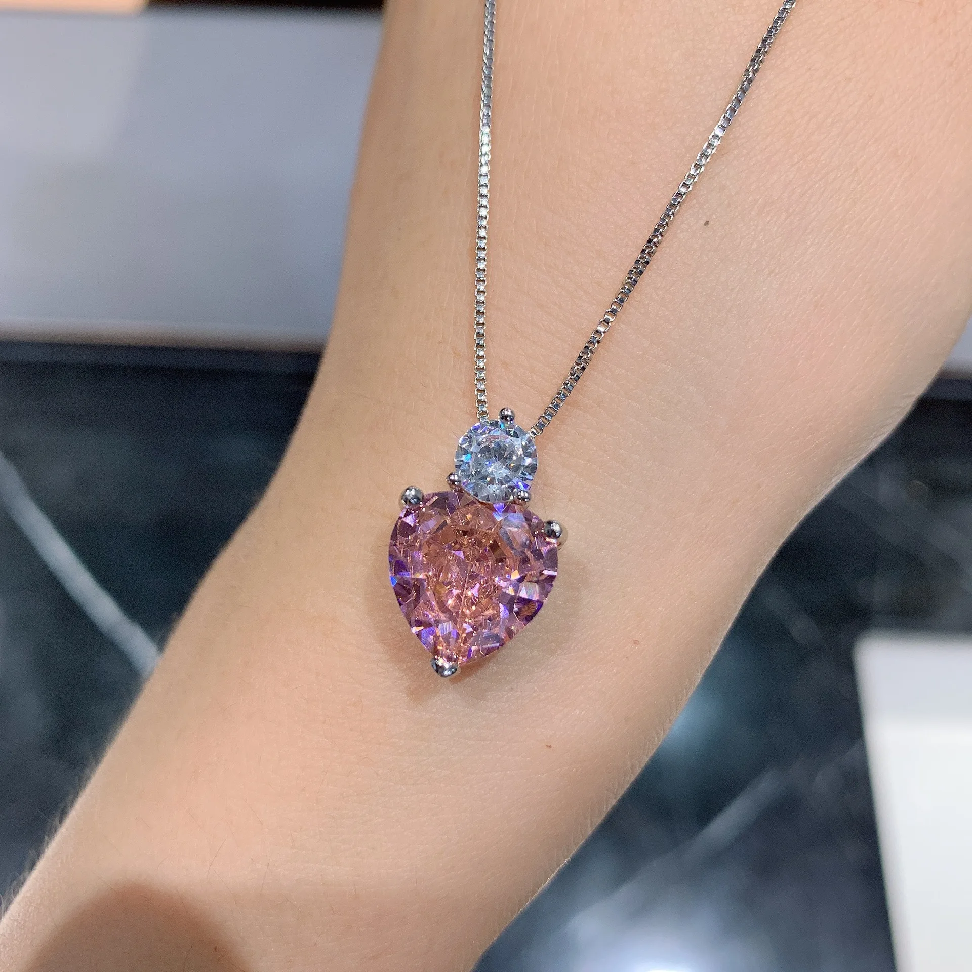 2 Pcs Glitter Cubic Zirconia Heart Shape Earrings Necklace Set Exquisite  Pink Diamond Love Heart Jewelry Set For Girls - Buy Zircon Love Heart  Jewelry