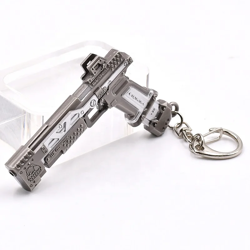A Same of a Pistol in Apexes Games APEXex Hero P2020 Pistol Gun Mold Metal Mini Gun Keychain Toy From China Manufacturer 11cm