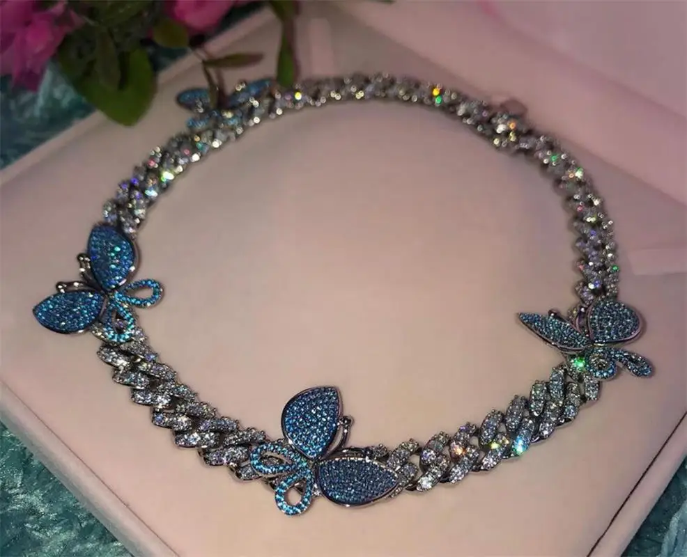 butterfly choker diamond