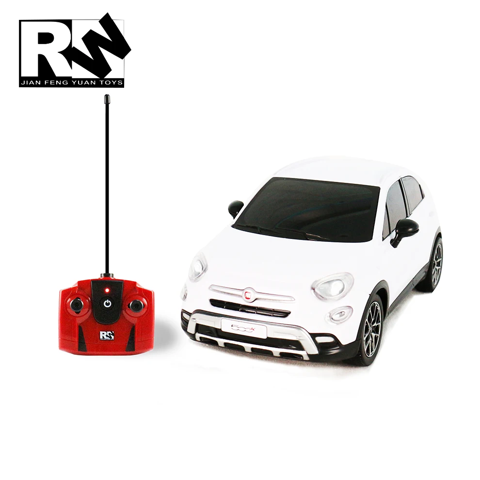 RW認定車のおもちゃ1/18スケールフィアット500Xラジコンカー子供用
