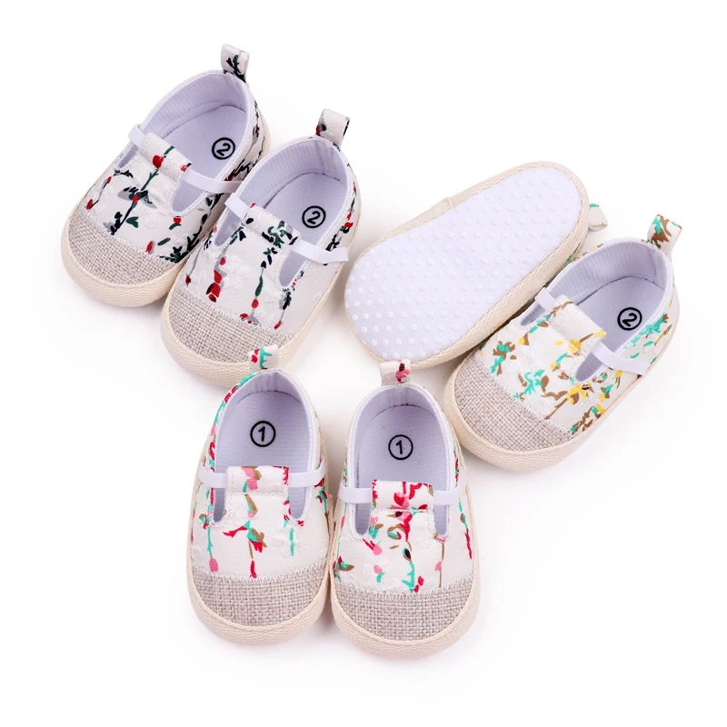 Baby Spring and Autumn New Fresh Small Floral Soft-soled Elastic Sleeve Walking Shoes details